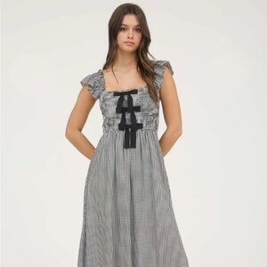 Black and White Gingham Dress with Ruffle Sleeves